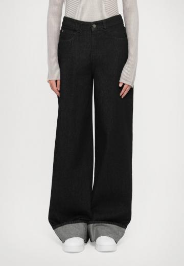 Джинсы бойфренда