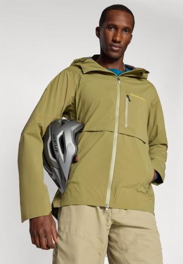 Спортивная куртка