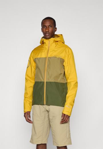 Спортивная куртка