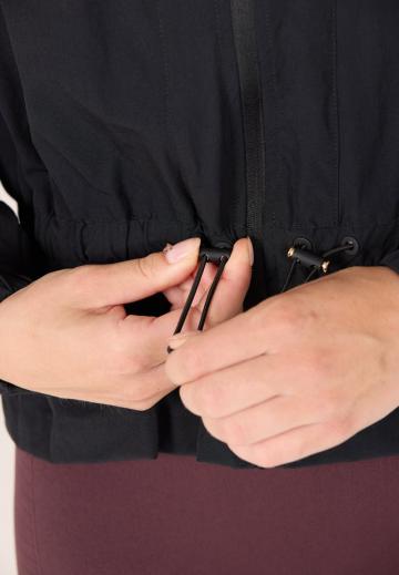 Спортивная куртка