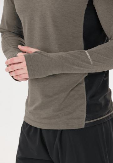 Спортивная майка