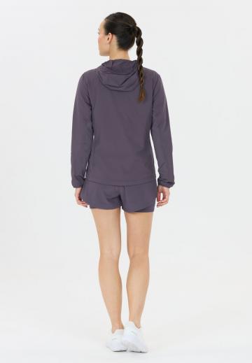 Спортивная куртка