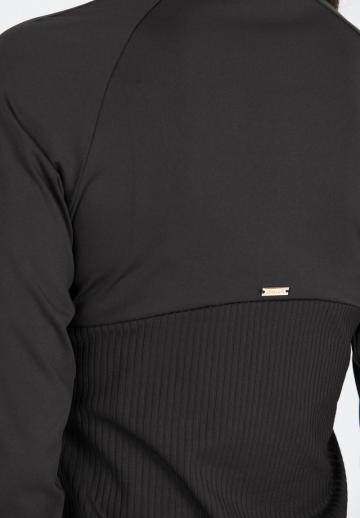 Спортивная куртка