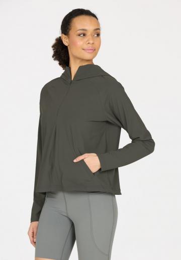 Спортивная куртка