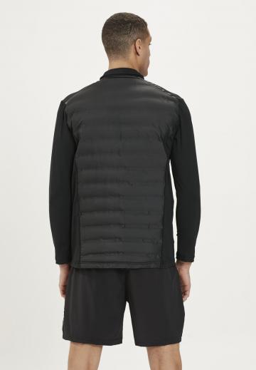 Спортивная куртка