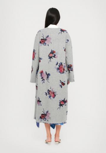 Шерстяное пальто