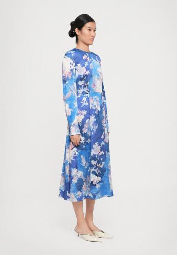 Длинное платье