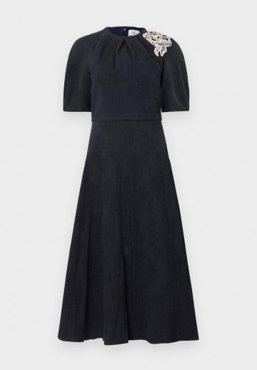 Коктейльное платье