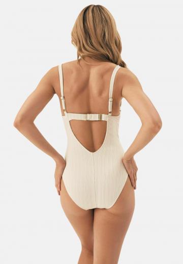 Слитный купальник