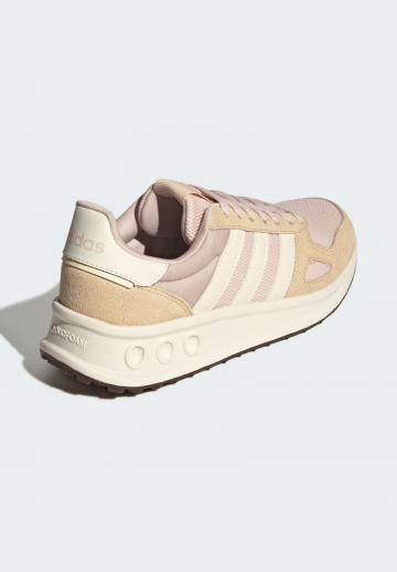 Беговые кроссовки