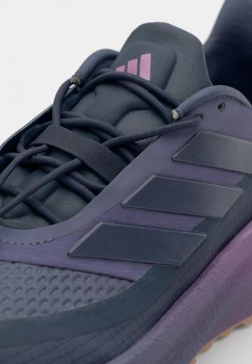 Беговые кроссовки