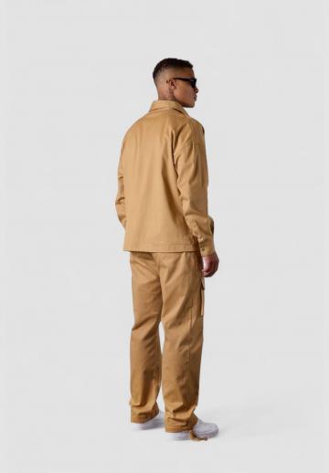 Брюки с накладными карманами