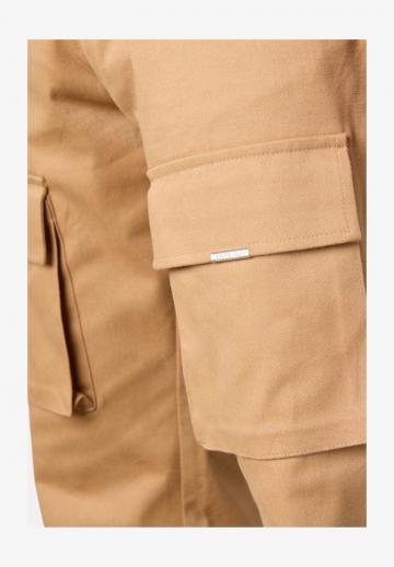 Брюки с накладными карманами