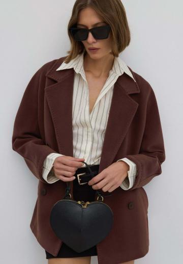 Короткое пальто