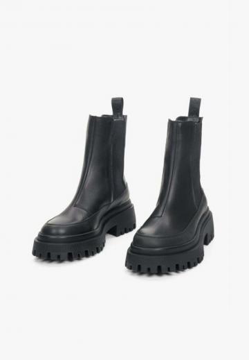 Ботинки челси