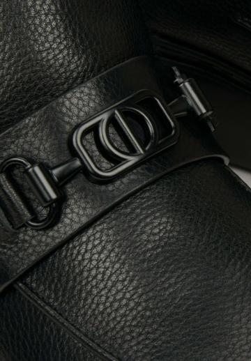 Зимние ботинки