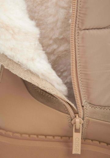 Зимние ботинки