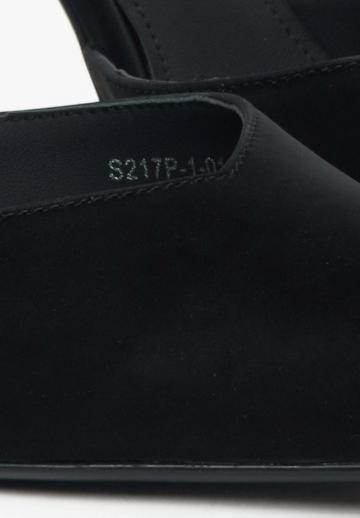 Туфли на высоком каблуке