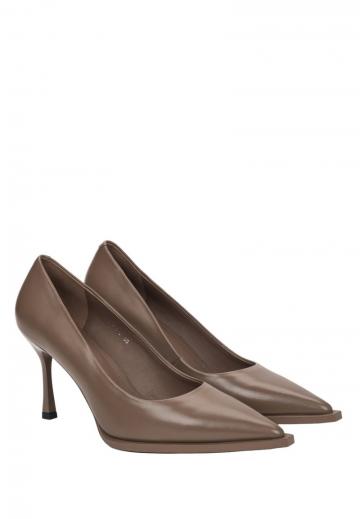 Туфли на высоком каблуке