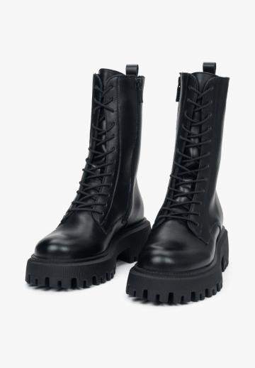 Сапоги на шнуровке