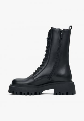 Сапоги на шнуровке