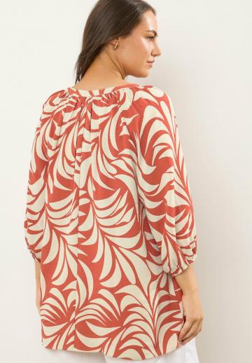 Длинная блузка