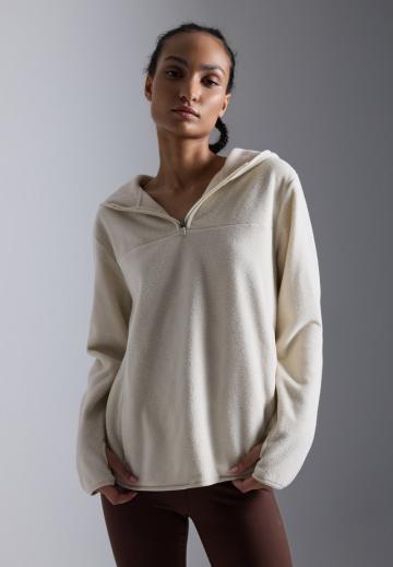 Спортивная толстовка