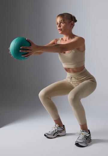 Спортивные штаны