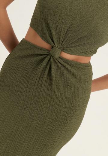 Платье футляр