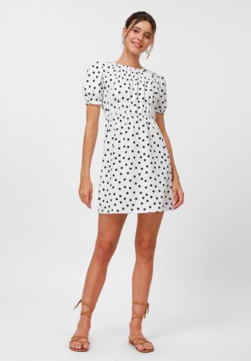 Короткое платье