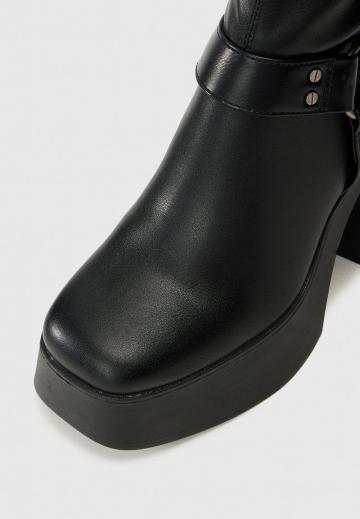 Сапоги на платформе