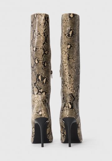 Высокие сапоги