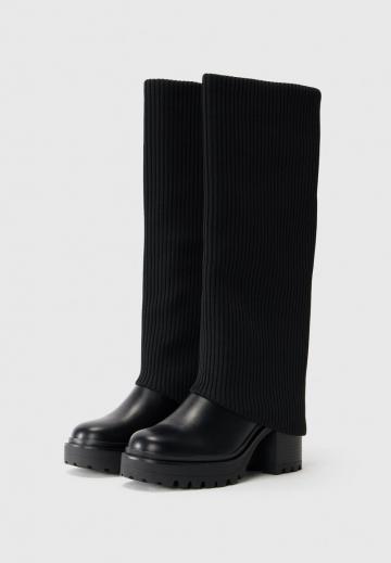 Высокие сапоги