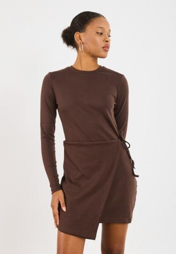 Короткое платье