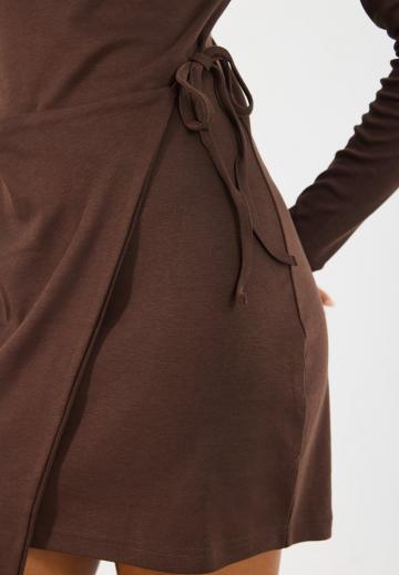 Короткое платье