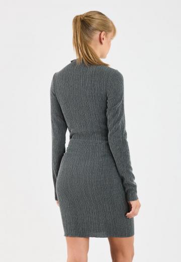 Короткое платье