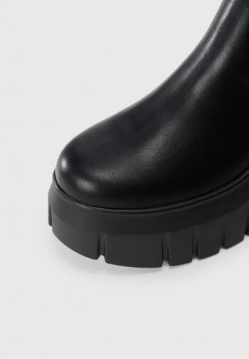 Сапоги на платформе