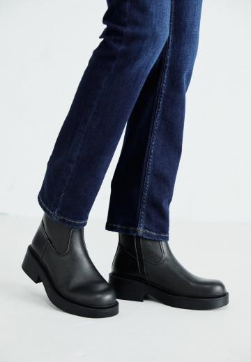 Сапоги на платформе