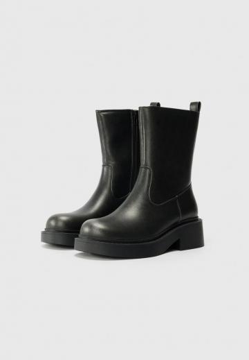 Сапоги на платформе