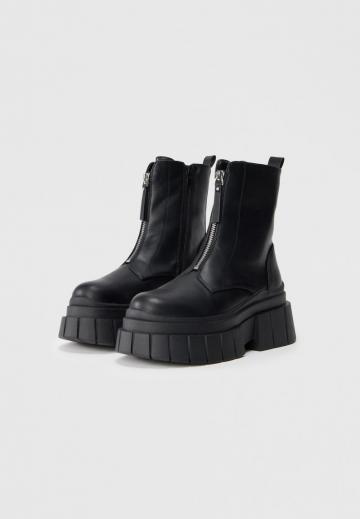 Полусапожки на платформе