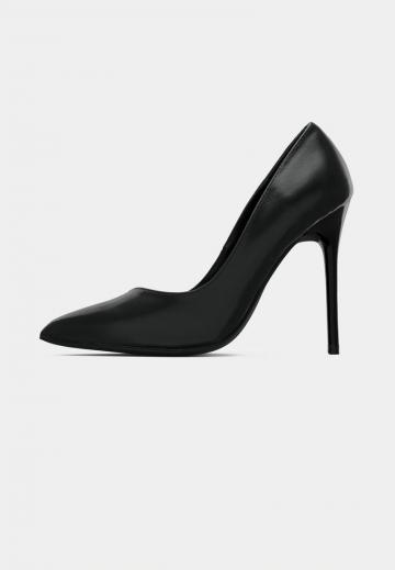 Туфли на высоком каблуке