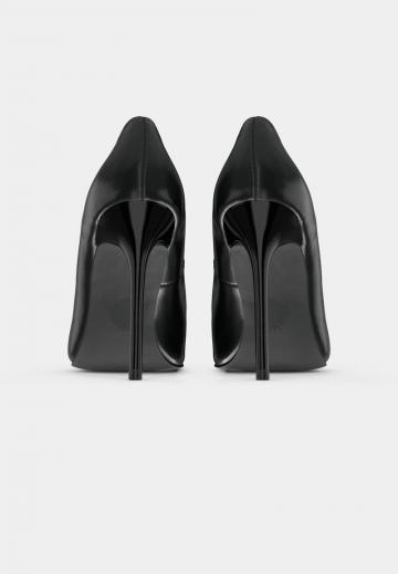 Туфли на высоком каблуке
