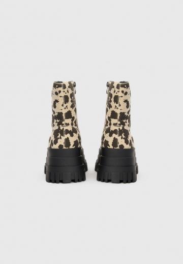 Полусапожки на платформе