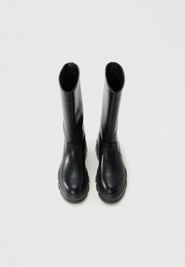 Сапоги на платформе