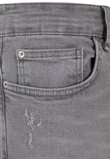 Узкие джинсы