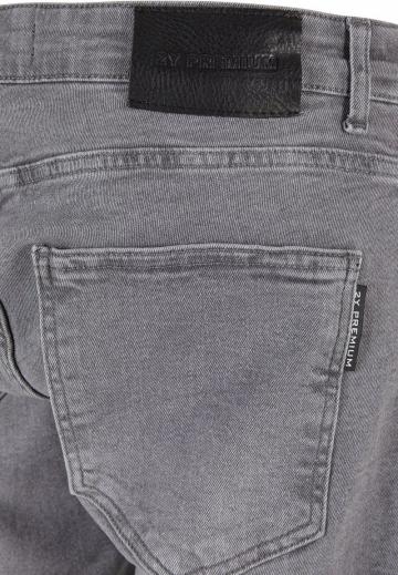 Узкие джинсы