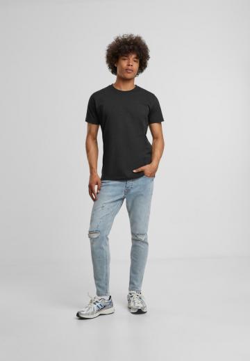 Узкие джинсы