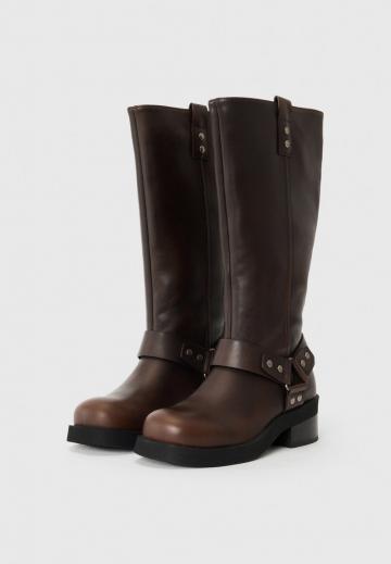 Ковбойские сапоги