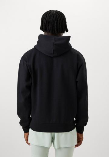 Спортивная кофта