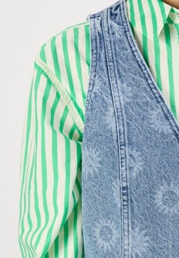 Джинсовая жилетка